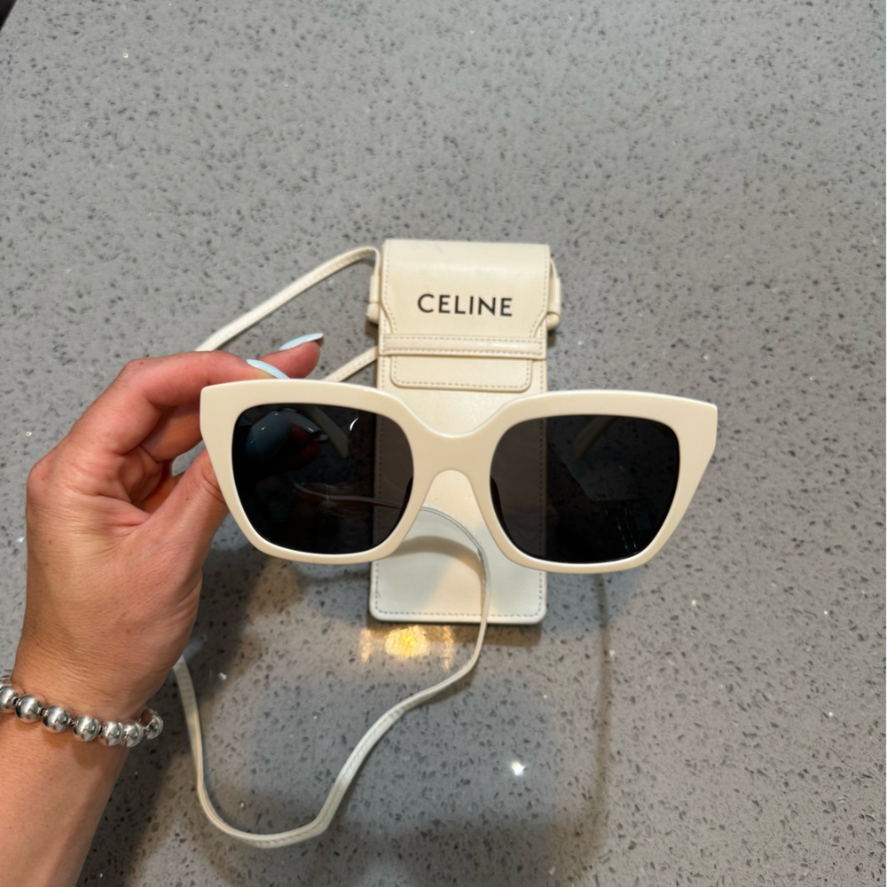 CELINE SUNGLASSES. WHITE SUNGLASSES. GREAT CONDITION - Picture 4 of 7